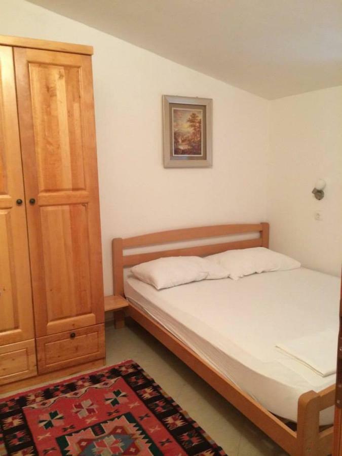 Apartmani Paklenica สตารีกราด-ปาเคลนีซา ภายนอก รูปภาพ